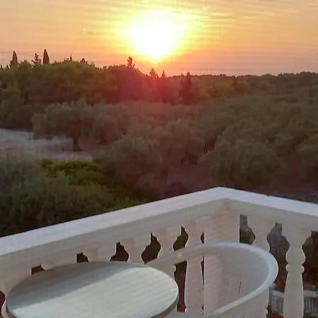 Sunset House Apartment Agios Leon
