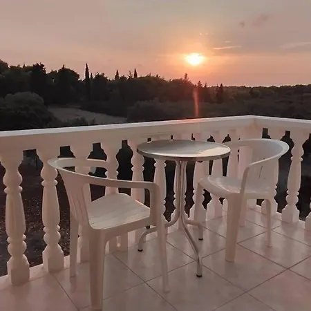 Sunset House Apartment Agios Leon